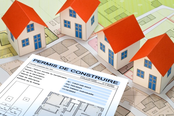 shutterstock_permis_de_construire_mairie_lente